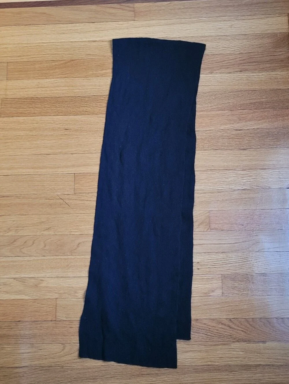 QUINCE MONGOLIAN CASHMERE SCARF IN BLACK